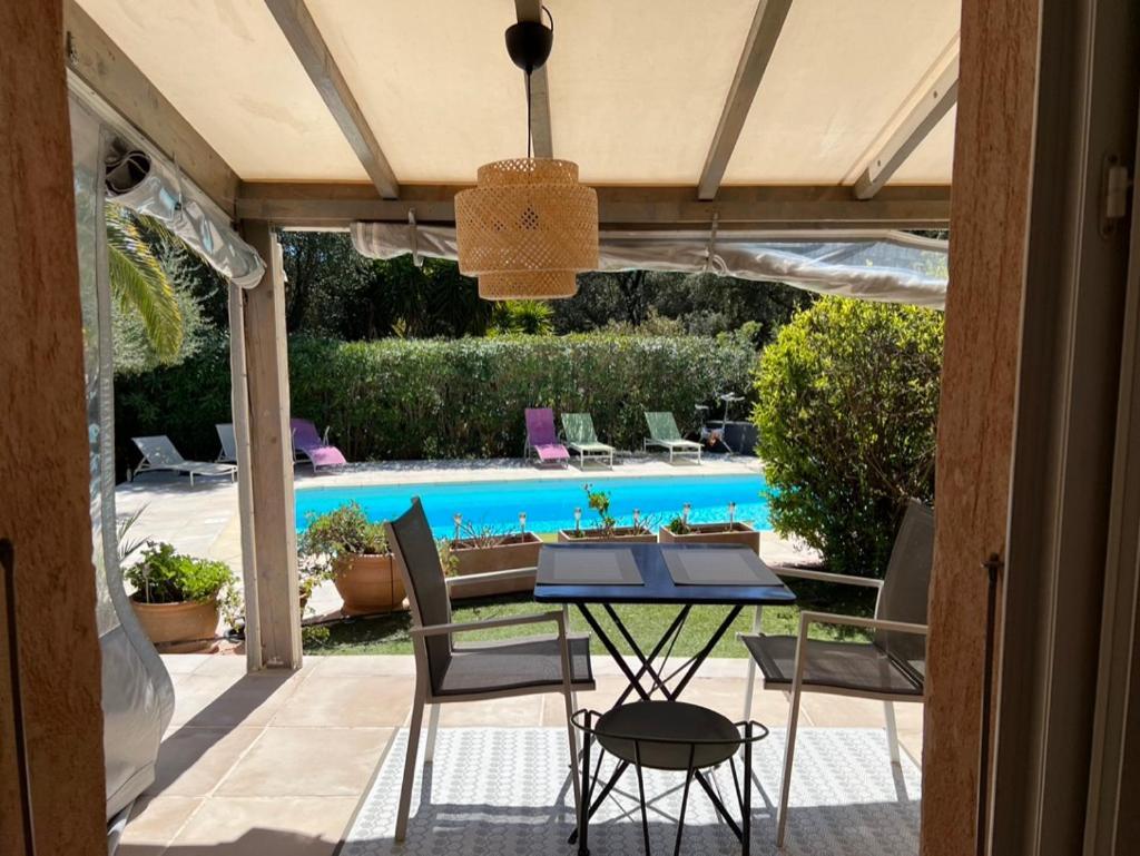 Les Ilets De L'Eau Blanche Apartment Cavalaire-sur-Mer Bagian luar foto